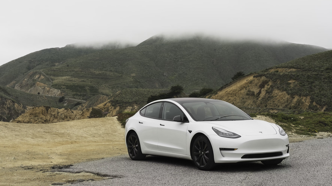 Installing a spare wheel on a Tesla Model 3